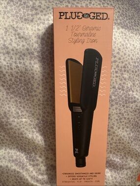 PLUged Ceramic Tourmaline 1.5" Styling Iron - Black